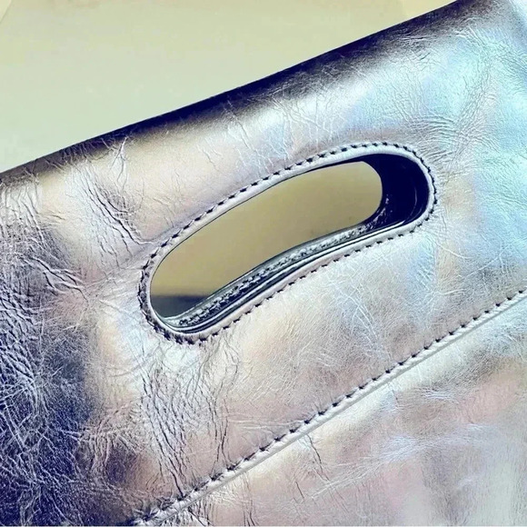 NWT Hobo International Katrina Metallic Pewter Clutch - Picture 9 of 9